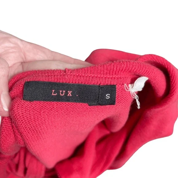 Red Hooded Cardigan with Bow – Lux Size S - Picture 5 of 5